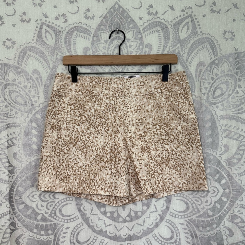 Nwt Walmart Time & And Tru True Millennium 4” Dress Shorts Pull On Beige Tan M